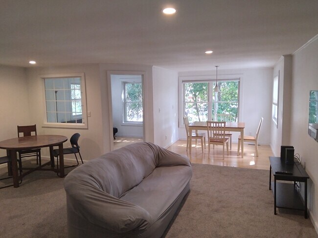 Photo - 171 Swift St Unidad a