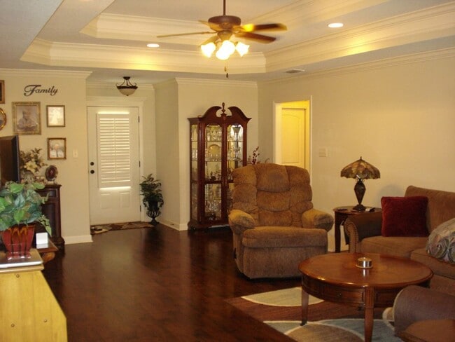 Photo - Exquisite Georgia Living: Elegant 3-Bedroom Home with Modern Amenities in Hahira. Located in Nels...