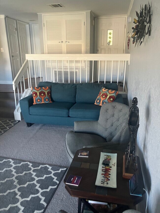 Photo - 1800 Club House Dr Unit 132