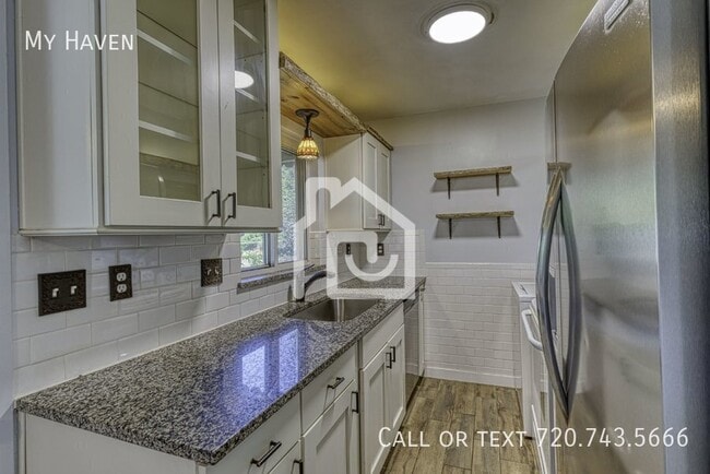 Photo - 2776 S Dahlia St