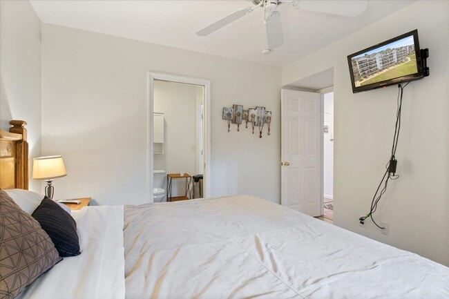 Photo - 549 Park Pl Dr