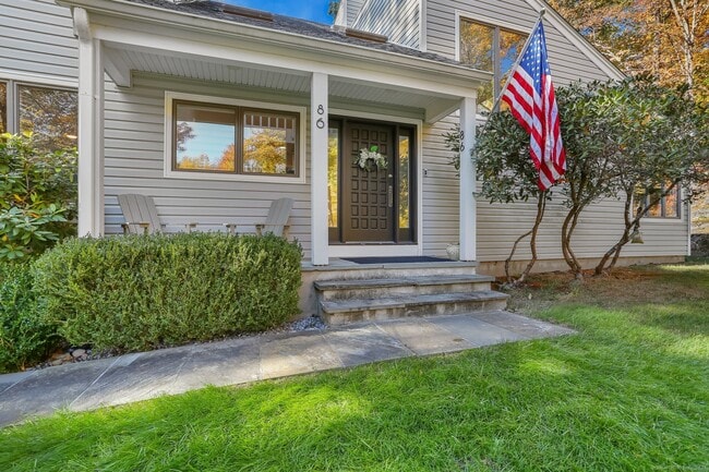 Photo - 86 Shady Knoll Dr