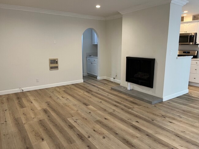 Open Floor plan - 1021 5th St Condo Unit 109