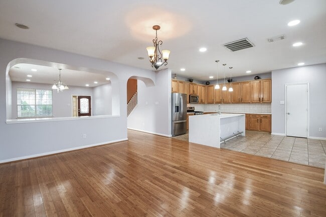 Building Photo - 6323 Channelbrook Ln Rental