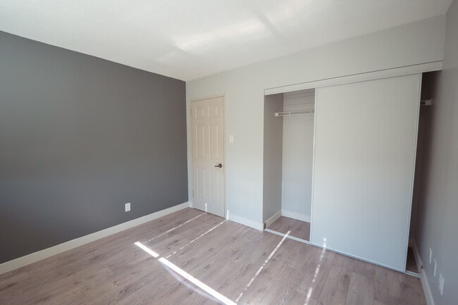 Photo - Highland Tower