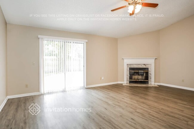 Photo - 1370 Pawnee St