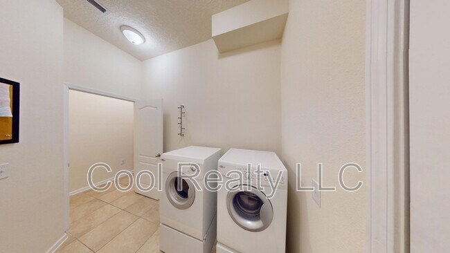 Photo - 218 Larkin Pl Unit 109