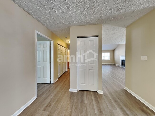 Photo - 7019 Beaverwood Dr