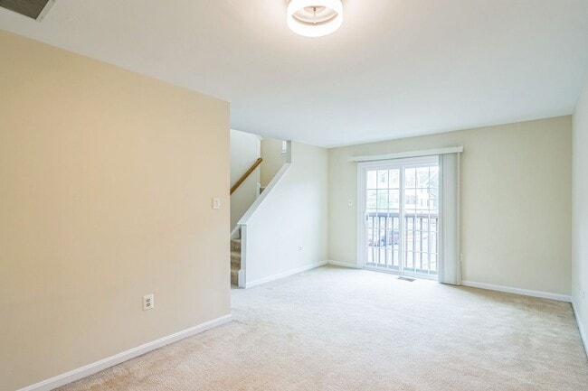 Photo - Comfort & Convenience in the Heart of Sterling