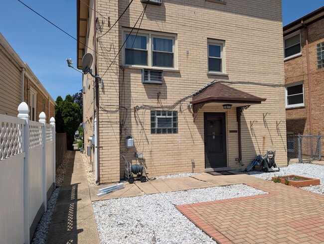 Photo - 2411 N 77th Ct Unit 1