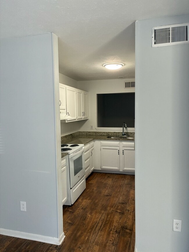 Photo - 6269 Woodrun Pl