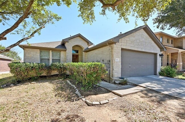 Building Photo - 166 Pecanwood N