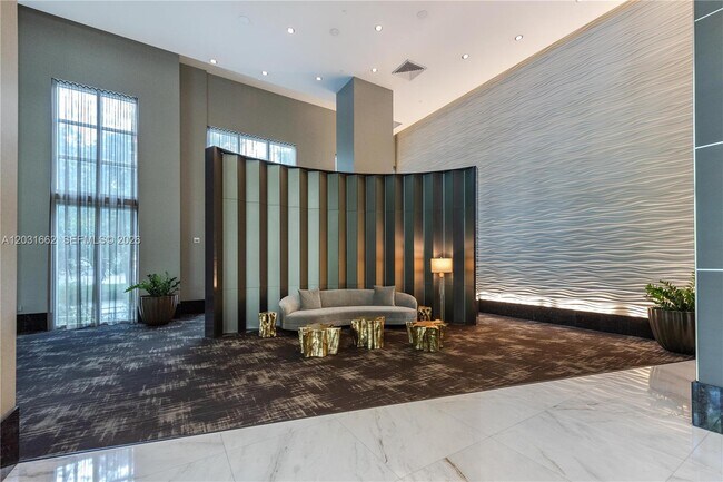 Photo - 951 Brickell Ave Unidad 705