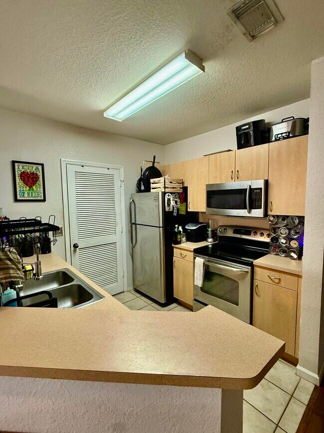 Photo - 1603 Belmont Pl