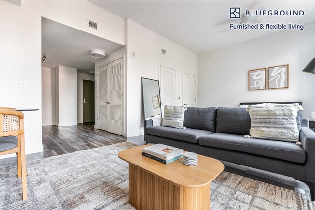 Photo - 1255 22nd St NW Unidad FL5-ID1162