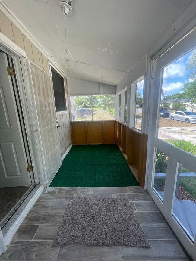 Photo - 919 S Washington Ave