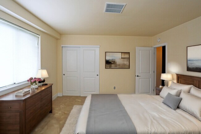 Knightsbridge Apartments
