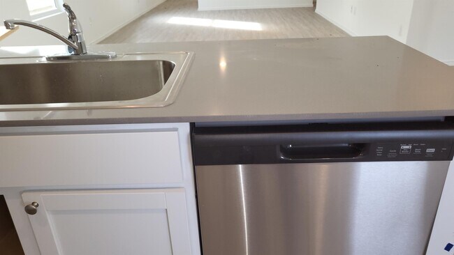 Photo - 9239 Navarro Vis