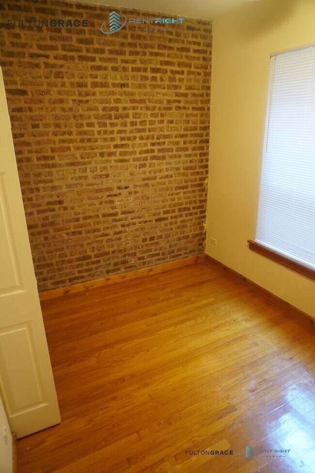 Photo - 6357 N Lakewood Ave Unit GW