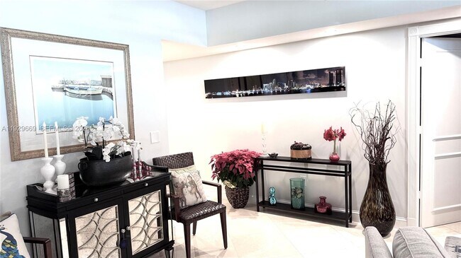 Photo - 1000 South Pointe Dr Unit 308