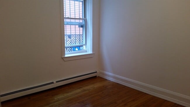 46 Park Vale Ave Unit 1