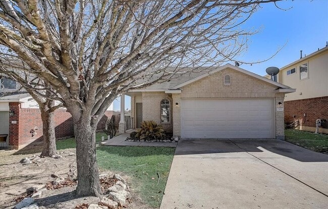 Photo - 205 Sweet Leaf Ln