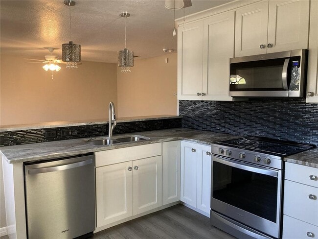 Photo - 1090 Nomad Rd