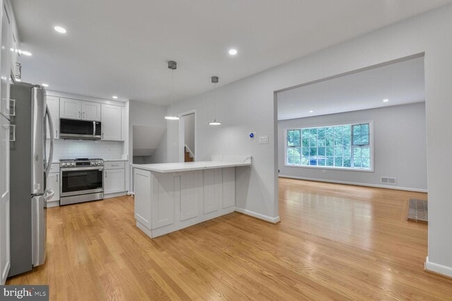 Photo - 1403 Ellison St