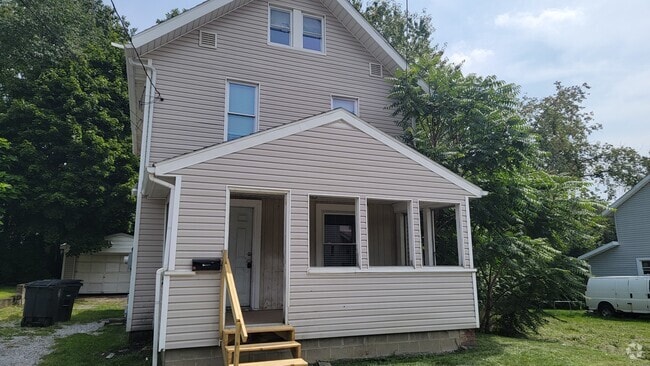 Building Photo - 1385 Hart St Rental