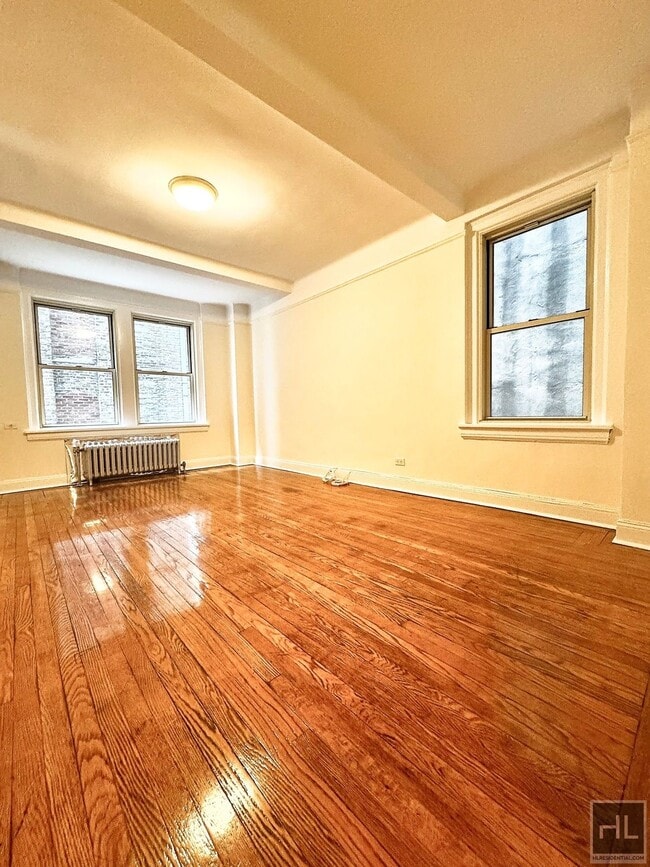 Photo - EAST 10 STREET Unit 9F