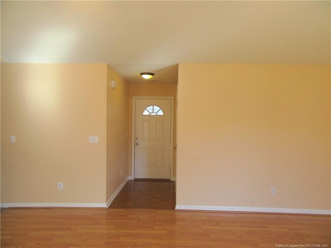 Photo - 300 Glen Allen St