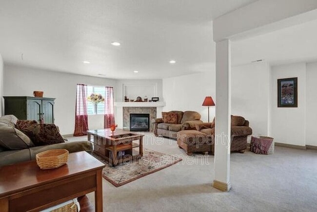 Photo - 2030 Silver Creek Dr