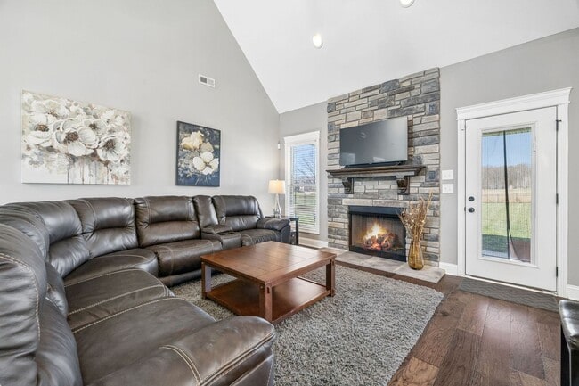 Photo - 8325 Turnbull Dr