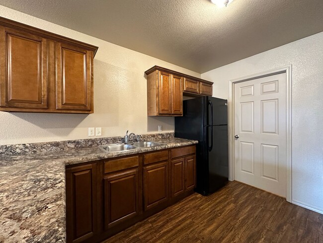 Photo - Tulsa St Duplex Unidad 2701 #A