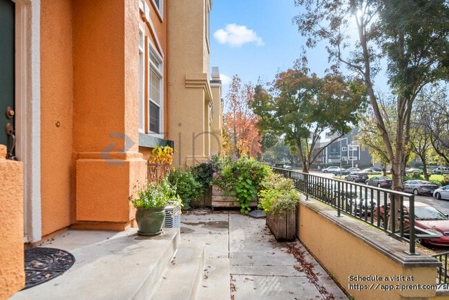 Photo - 3583 Madison Common