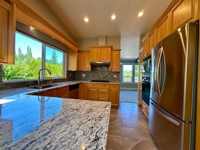 Photo - 2710 Lakeridge Ln