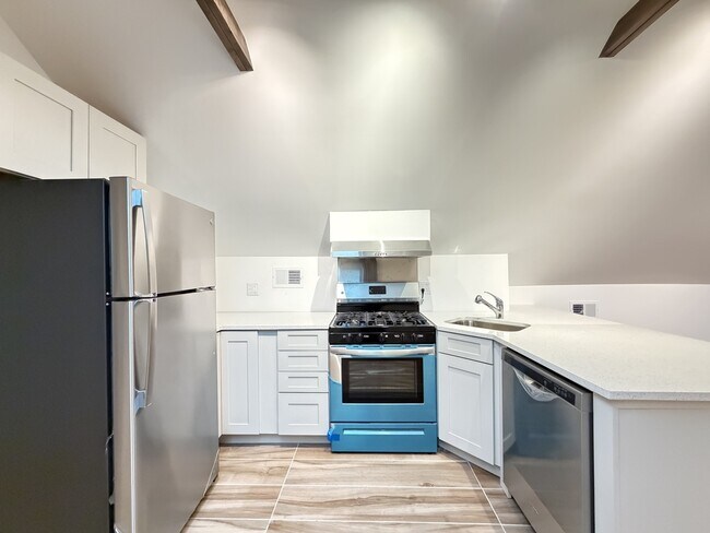 Photo - 1401 N Bosworth Ave Unidad 4