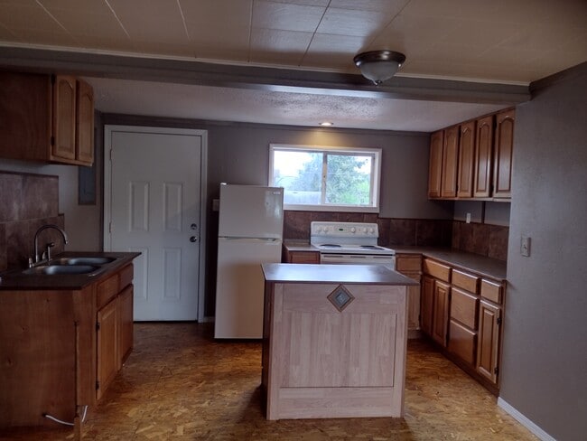 Photo - 1008 Stockwell St