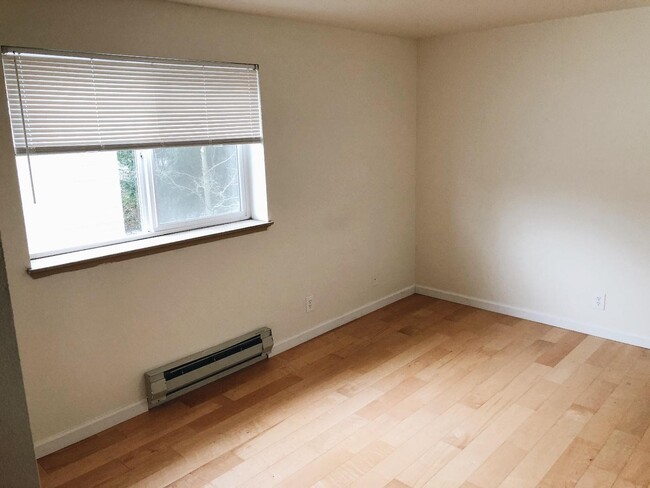 Photo - 12327 Roosevelt Way NE Apartments Unit D303
