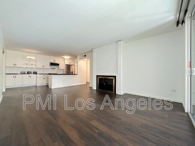 Photo - 421 La Fayette Park Pl Unidad Apt 313