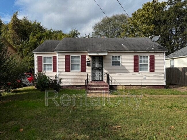 Photo - 753 Tillman St House