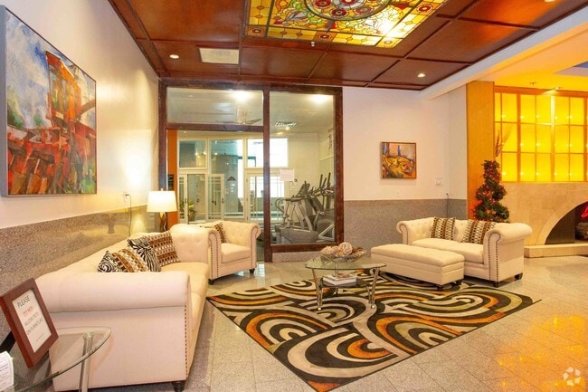 Lobby - Gallery 400 Luxury Apartments