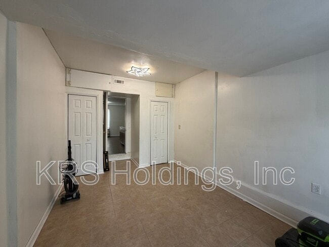 Photo - 1222 Corkwood Cir