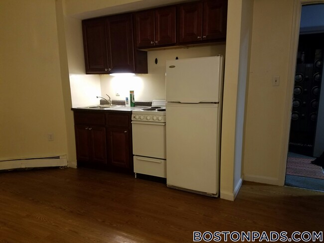 Photo - 59 S Huntington Ave Unit B1