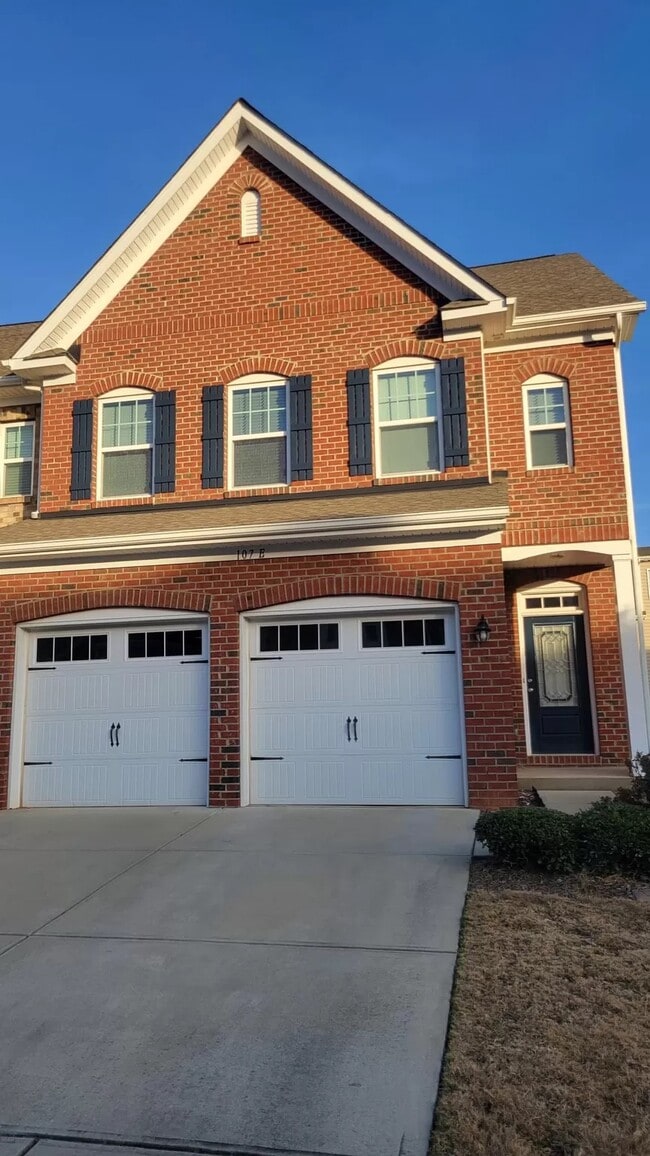 Photo - 107 Dellbrook St