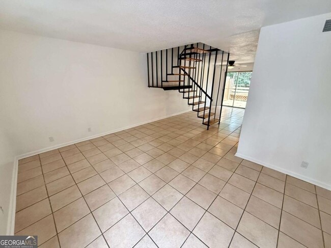 Photo - 3815 Parklane Dr