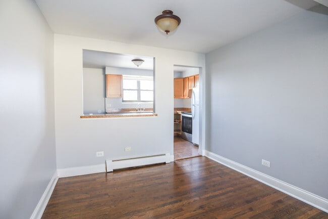 Photo - 9016 Lamon Ave Unit 2N