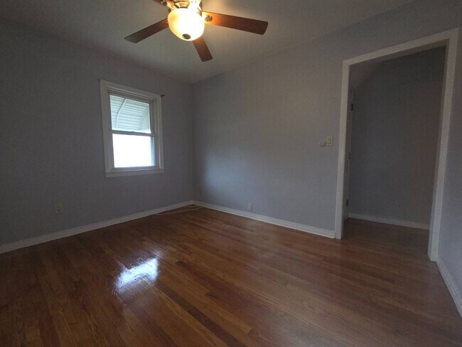 Photo - 111 Horton Rd