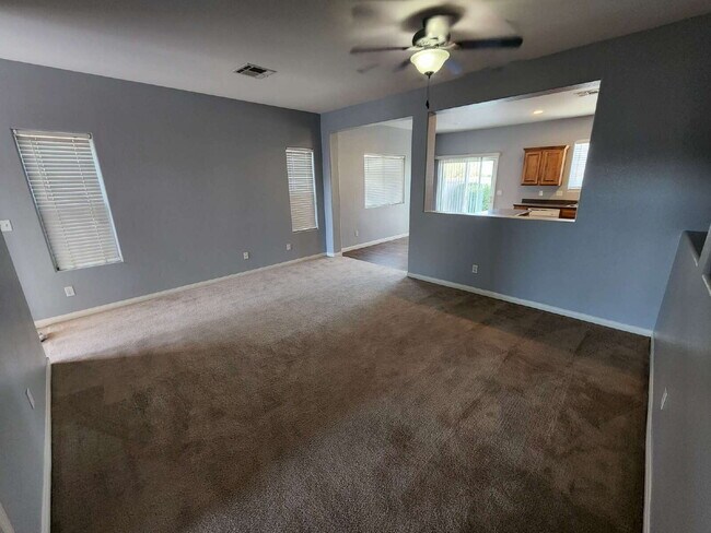 Photo - "Charming 3-Bed Oasis with 2 Full Baths in North Las Vegas – 1305 Sq Ft of Comfort!"