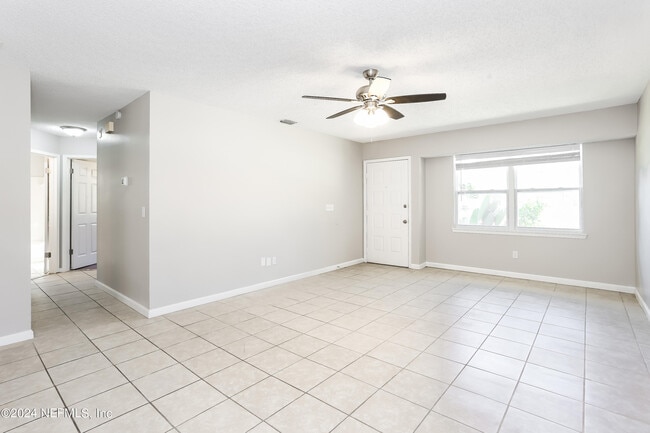 Photo - 2065 Chelwood Ct